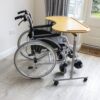 Verstelbare bed / stoel tafel met wieltjes