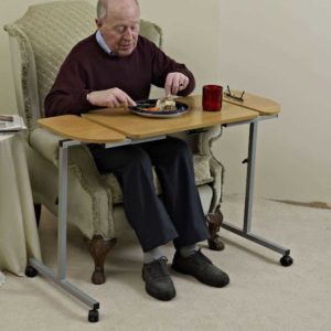 Speeltoestellen Begin Chirurgie Verstelbare bedtafel op wielen voor ouderen - Hulpmiddelenspecialist.nl