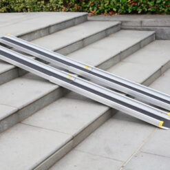 Alternative view of 213 cm – Oprijgoten met griptape